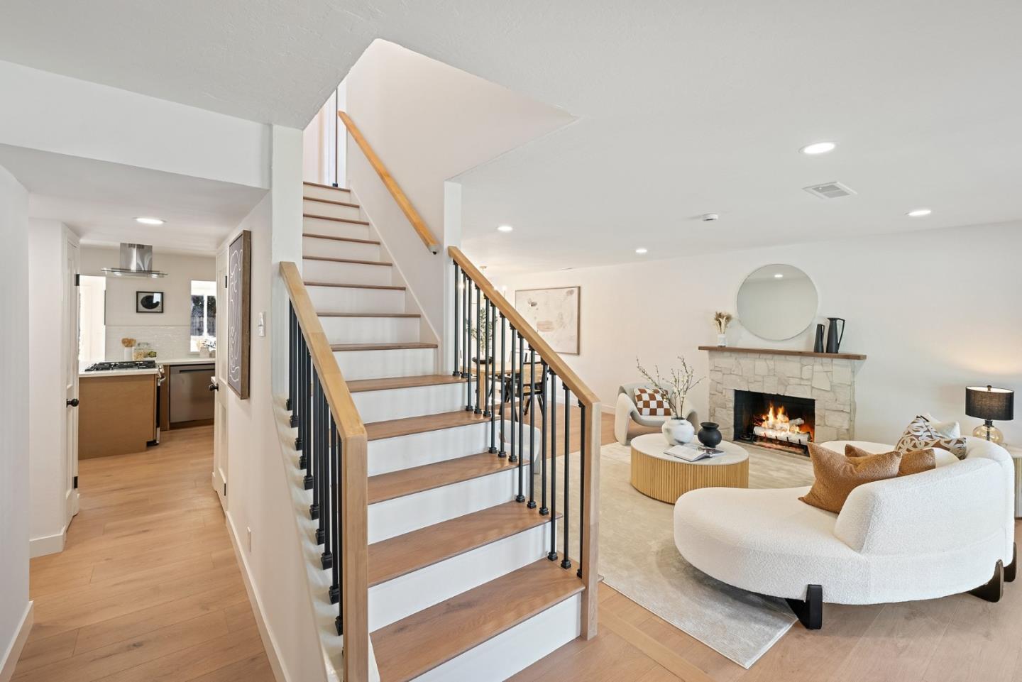 Detail Gallery Image 11 of 61 For 5051 Joseph Ln, San Jose,  CA 95118 - 4 Beds | 3 Baths