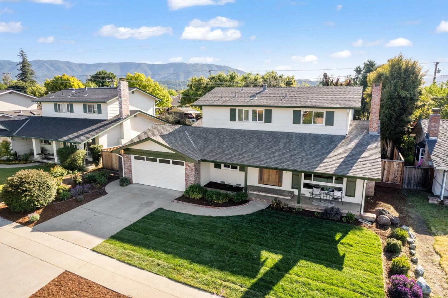 Detail Gallery Image 3 of 61 For 5051 Joseph Ln, San Jose,  CA 95118 - 4 Beds | 3 Baths