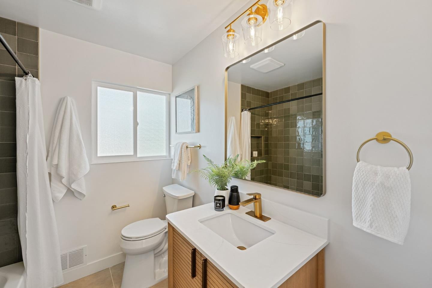 Detail Gallery Image 45 of 61 For 5051 Joseph Ln, San Jose,  CA 95118 - 4 Beds | 3 Baths