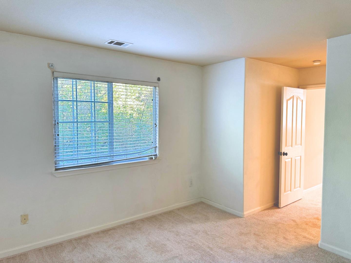 Detail Gallery Image 14 of 16 For 225 Spring Ave, Morgan Hill,  CA 95037 - 3 Beds | 3 Baths