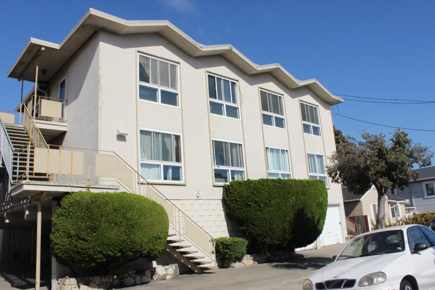 Detail Gallery Image 4 of 5 For 776 Green Ave, San Bruno,  CA 94066 - – Beds | – Baths