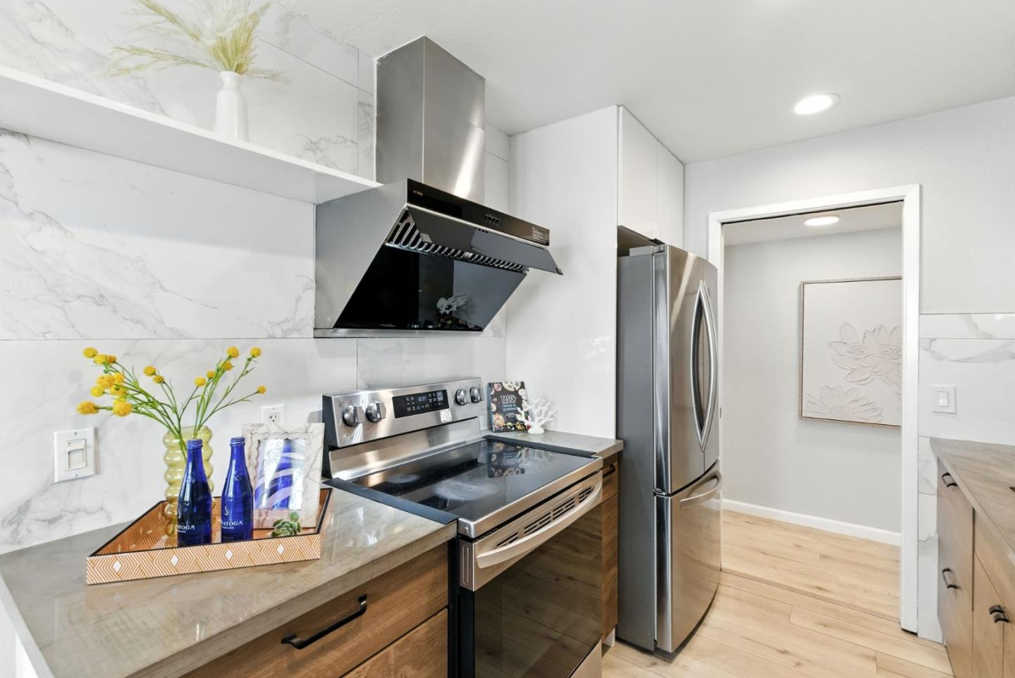 Detail Gallery Image 11 of 32 For 255 S Rengstorff Ave #43,  Mountain View,  CA 94040 - 2 Beds | 1 Baths