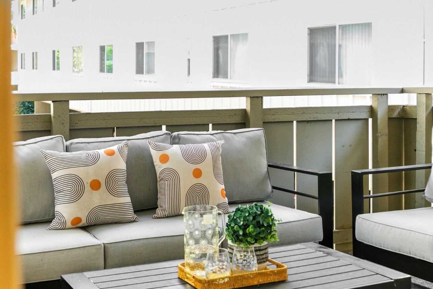 Detail Gallery Image 26 of 32 For 255 S Rengstorff Ave #43,  Mountain View,  CA 94040 - 2 Beds | 1 Baths