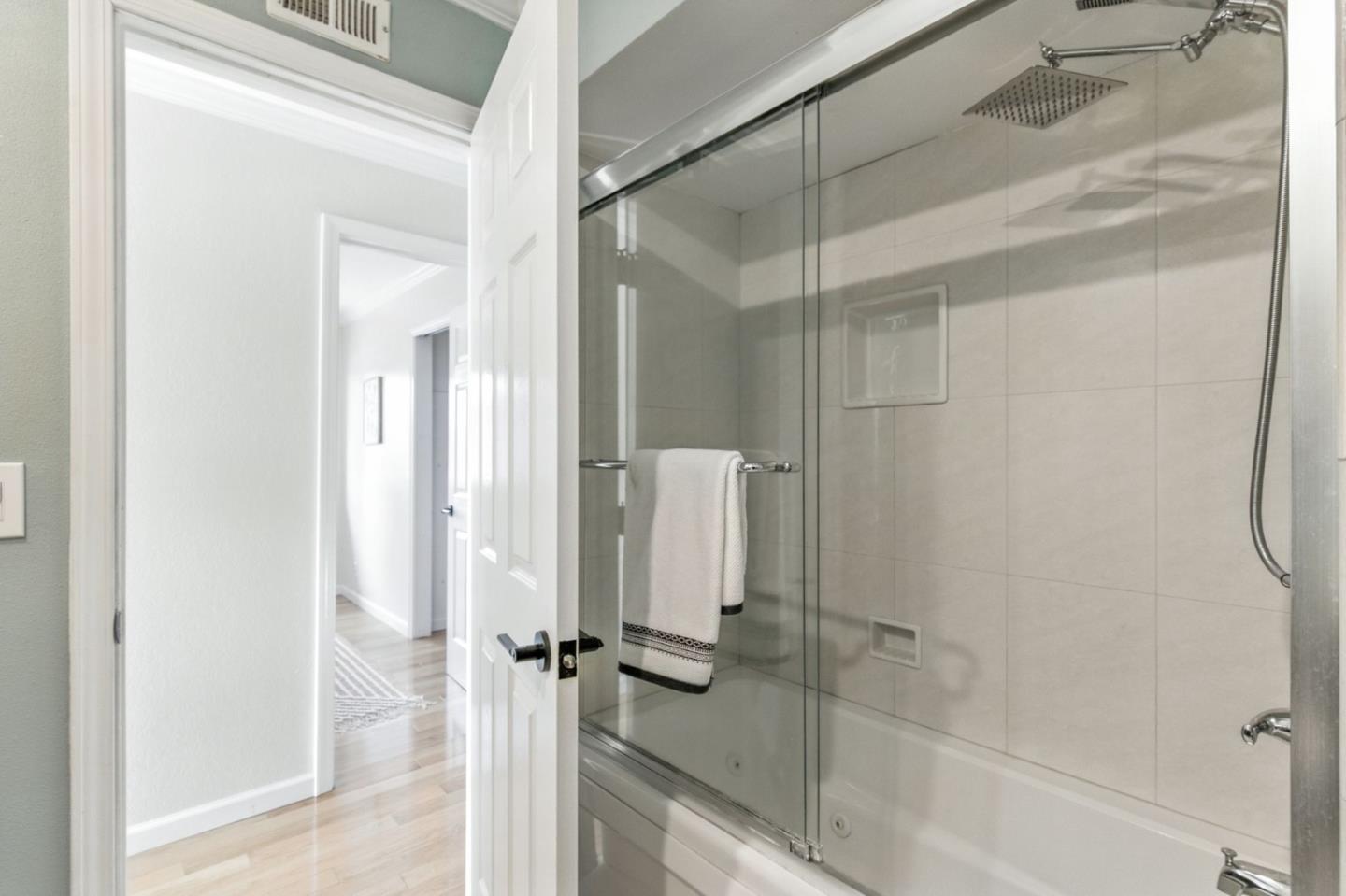 Detail Gallery Image 36 of 56 For 5077 Gazania Dr, San Jose,  CA 95111 - 4 Beds | 2/1 Baths
