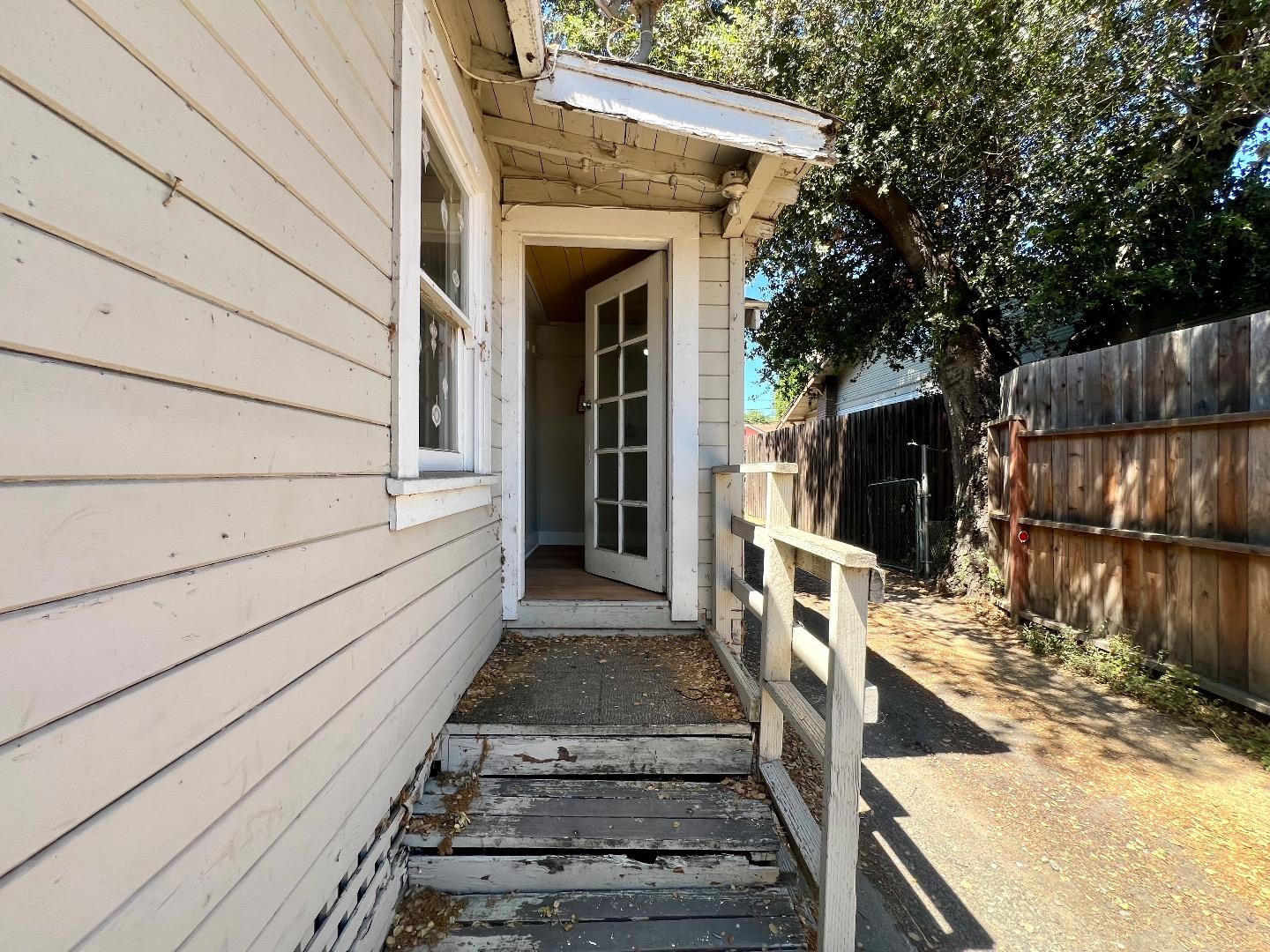 Detail Gallery Image 13 of 16 For 362 S Willard Ave #B,  San Jose,  CA 95126 - 1 Beds | 1 Baths