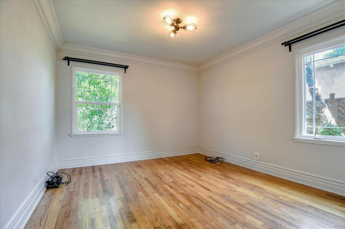 Detail Gallery Image 17 of 35 For 11386 Tenino Ave, Los Angeles,  CA 90066 - 3 Beds | 1 Baths