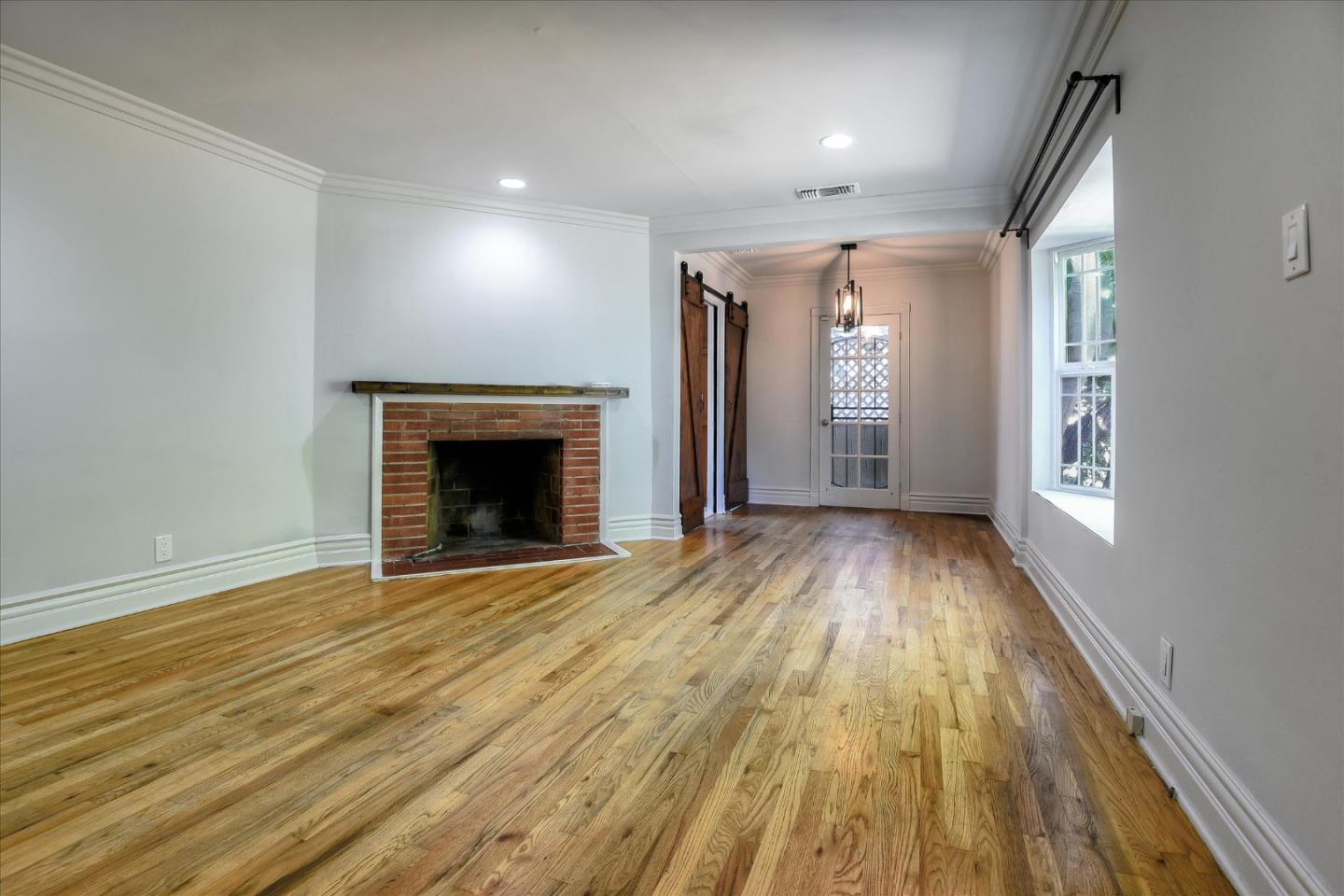 Detail Gallery Image 6 of 35 For 11386 Tenino Ave, Los Angeles,  CA 90066 - 3 Beds | 1 Baths