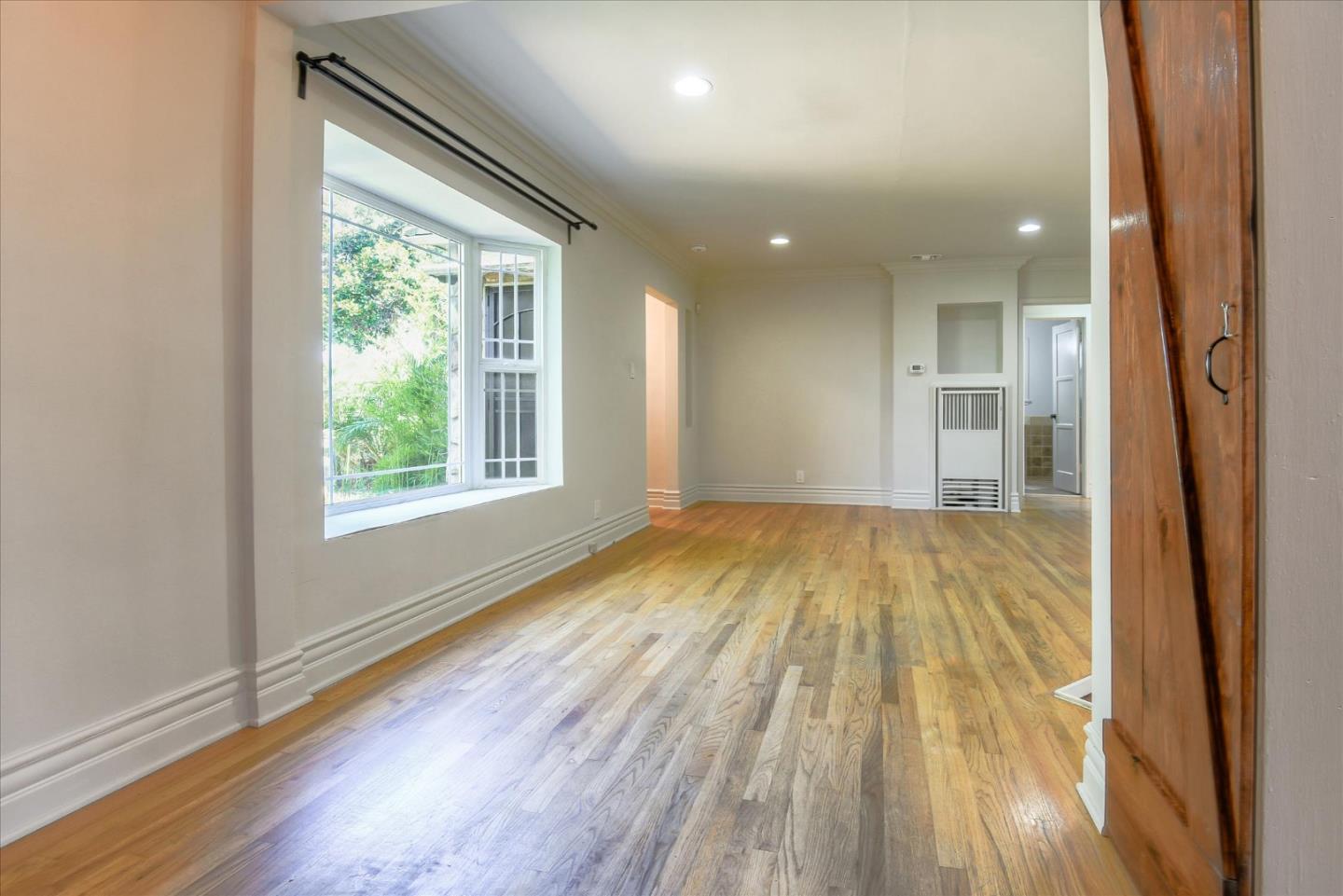 Detail Gallery Image 8 of 35 For 11386 Tenino Ave, Los Angeles,  CA 90066 - 3 Beds | 1 Baths