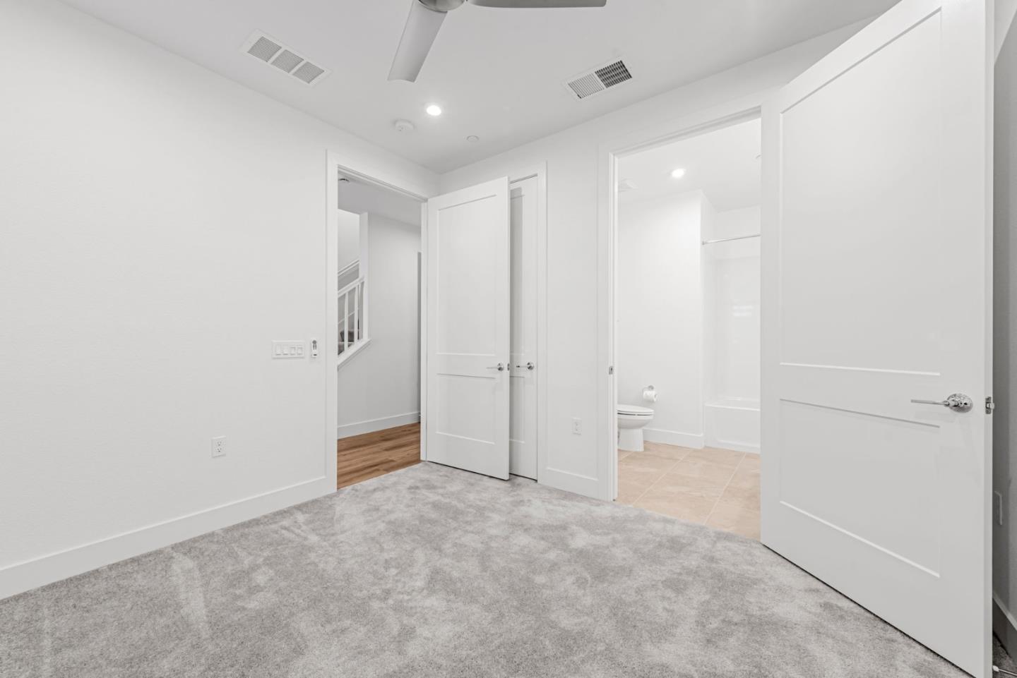Detail Gallery Image 19 of 51 For 923 Loyola Ln, Morgan Hill,  CA 95037 - 4 Beds | 3/1 Baths