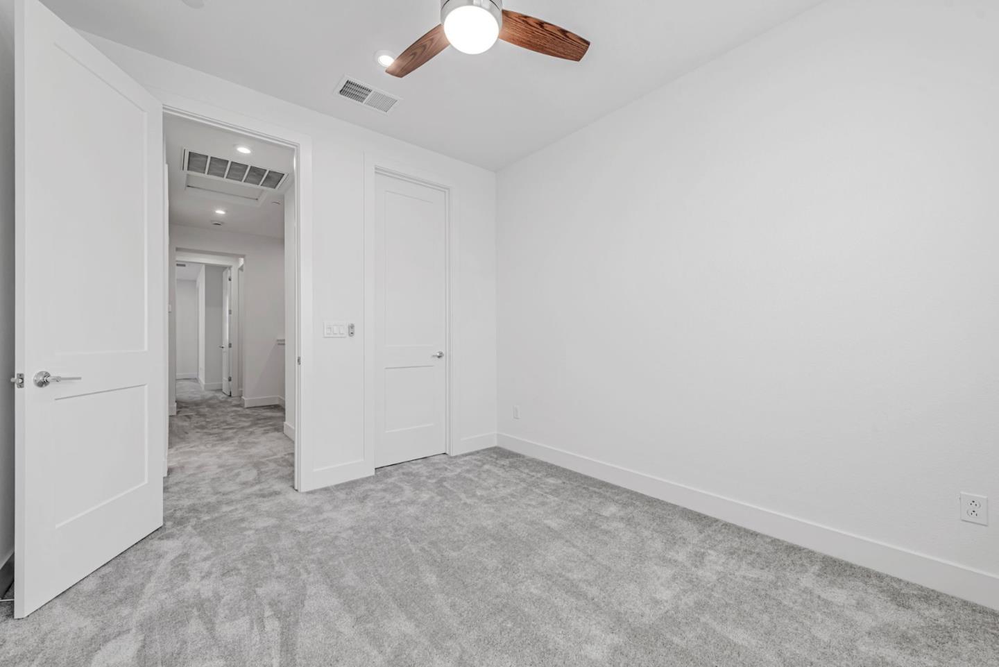 Detail Gallery Image 21 of 51 For 923 Loyola Ln, Morgan Hill,  CA 95037 - 4 Beds | 3/1 Baths