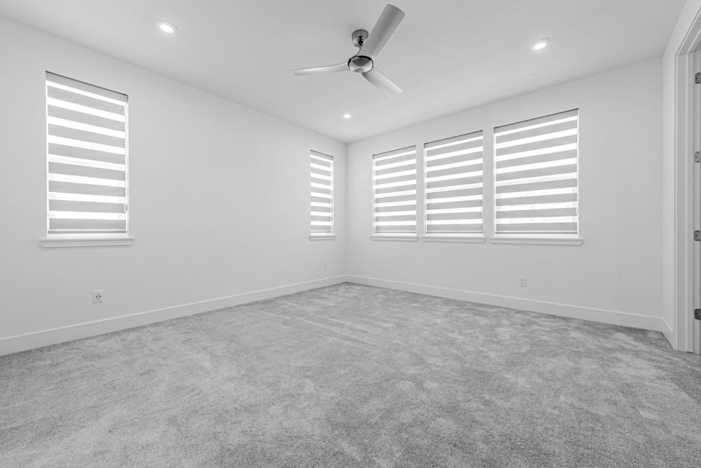 Detail Gallery Image 27 of 51 For 923 Loyola Ln, Morgan Hill,  CA 95037 - 4 Beds | 3/1 Baths