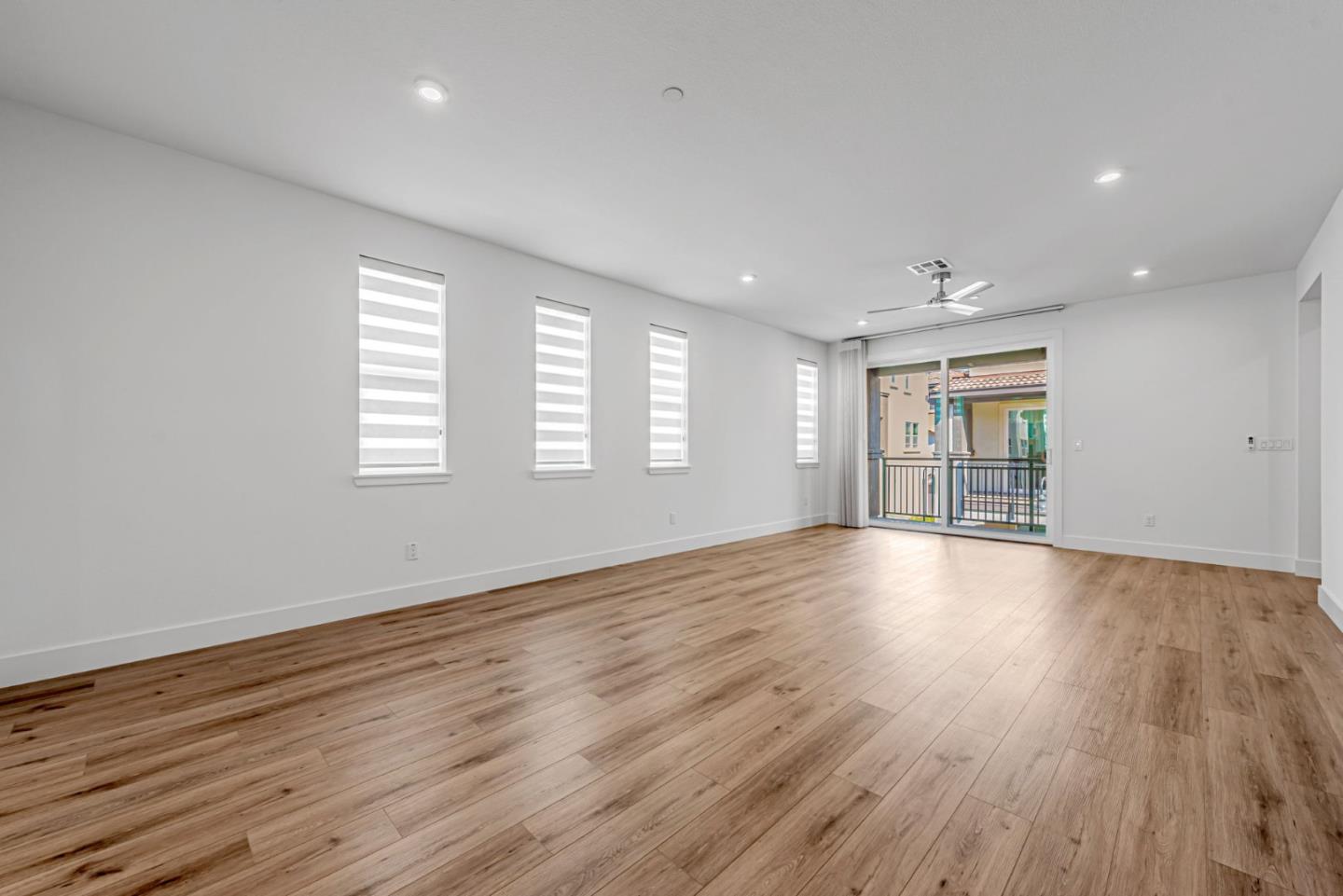 Detail Gallery Image 6 of 51 For 923 Loyola Ln, Morgan Hill,  CA 95037 - 4 Beds | 3/1 Baths