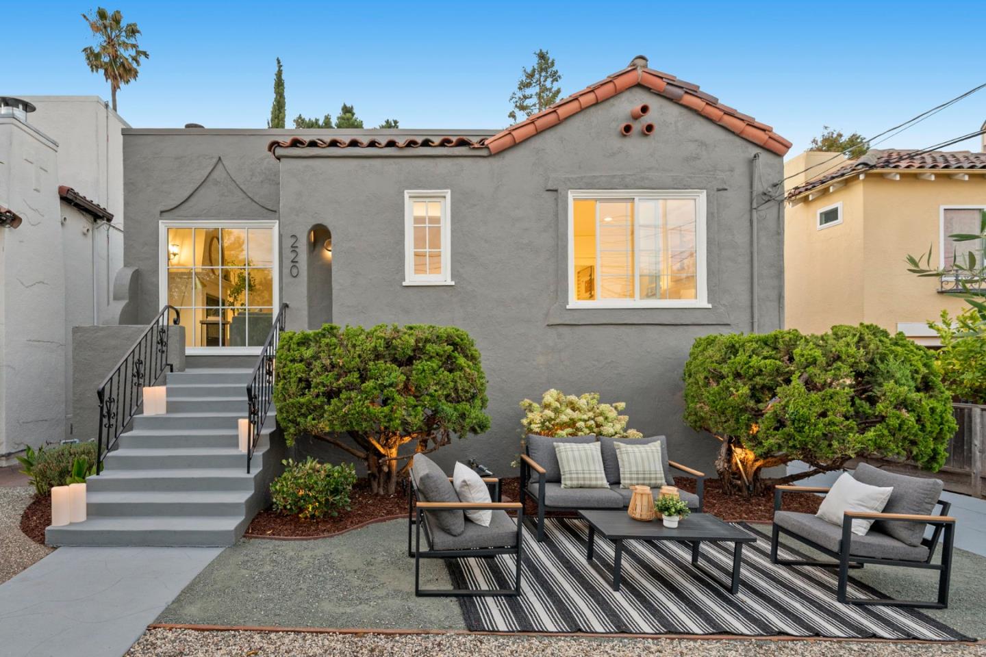 Detail Gallery Image 3 of 66 For 220 26th Ave, San Mateo,  CA 94403 - 2 Beds | 2 Baths