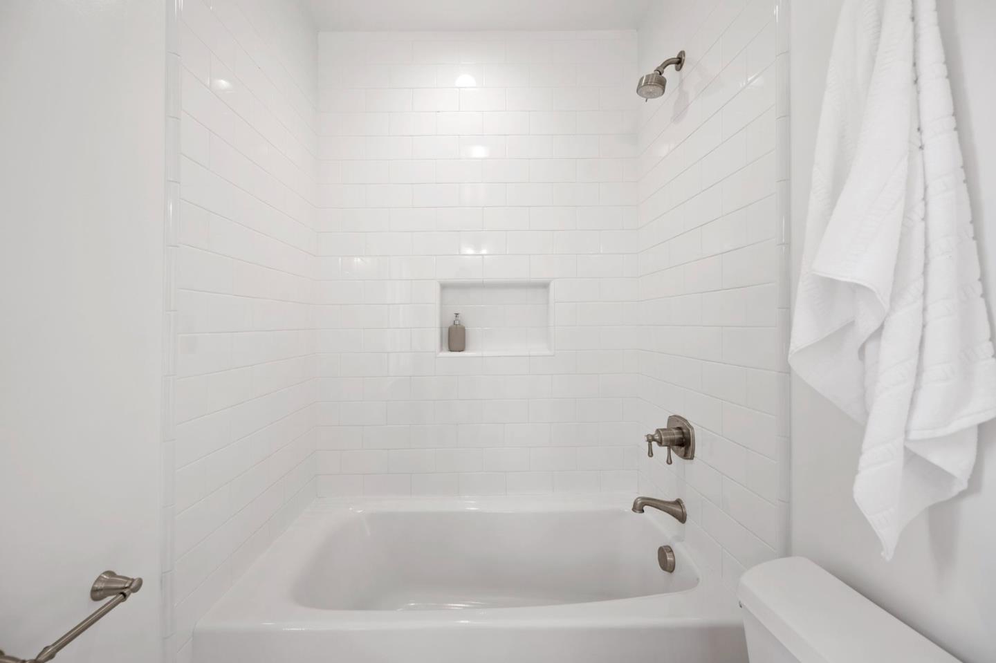 Detail Gallery Image 34 of 66 For 220 26th Ave, San Mateo,  CA 94403 - 2 Beds | 2 Baths