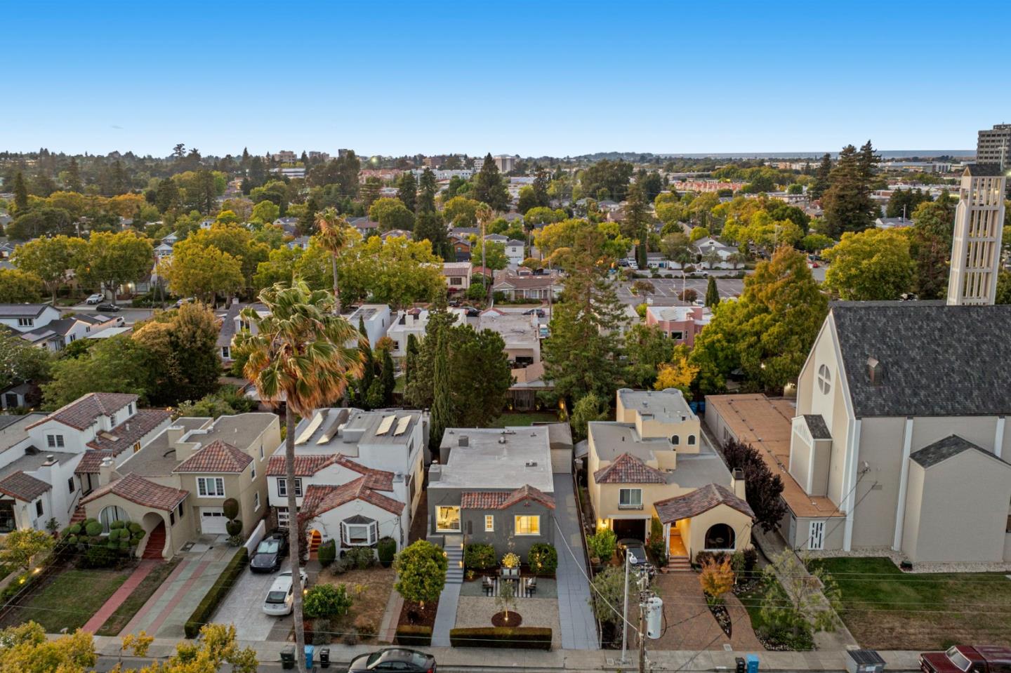 Detail Gallery Image 64 of 66 For 220 26th Ave, San Mateo,  CA 94403 - 2 Beds | 2 Baths