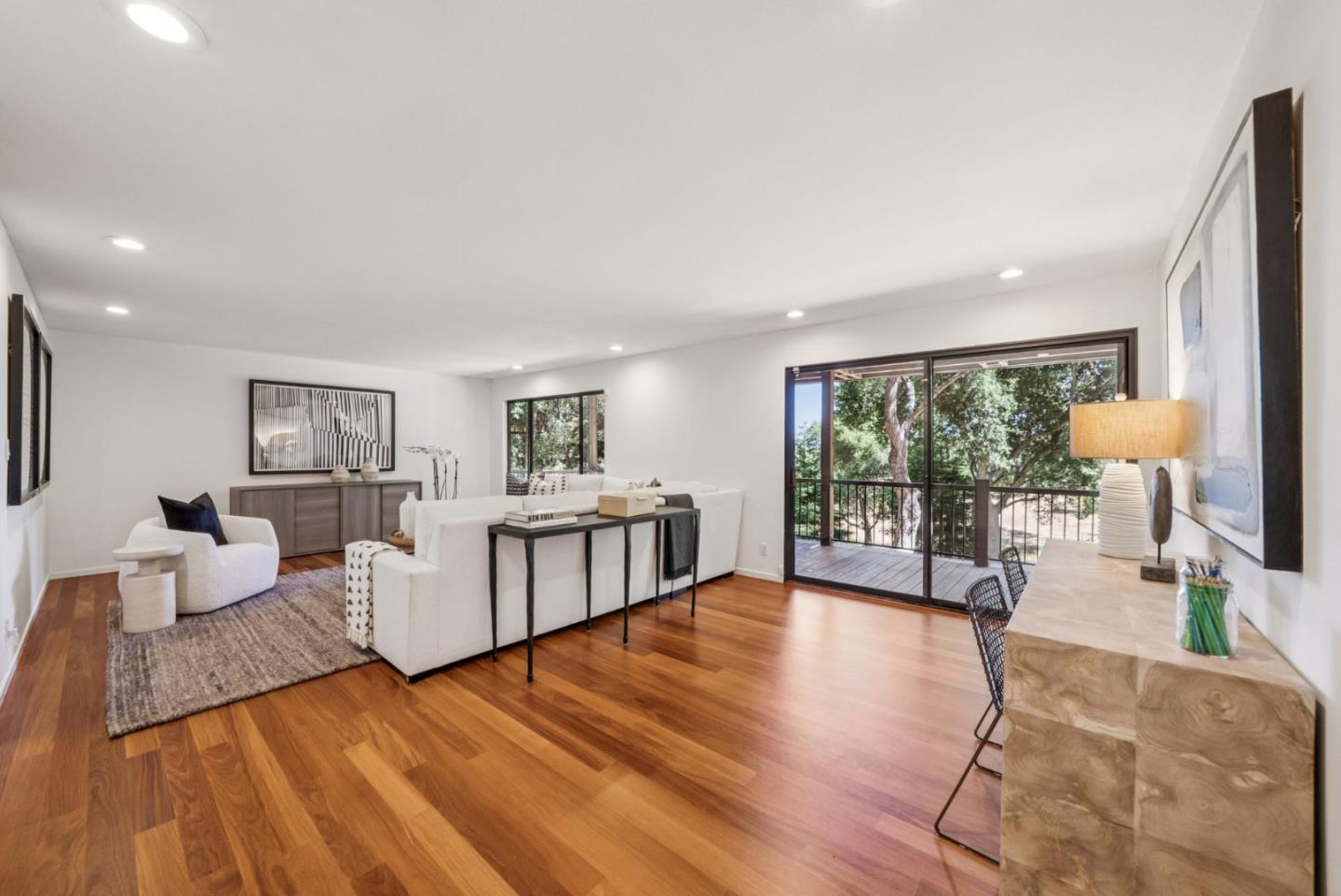 Detail Gallery Image 25 of 43 For 2 Thistle St, Portola Valley,  CA 94028 - 3 Beds | 3/1 Baths
