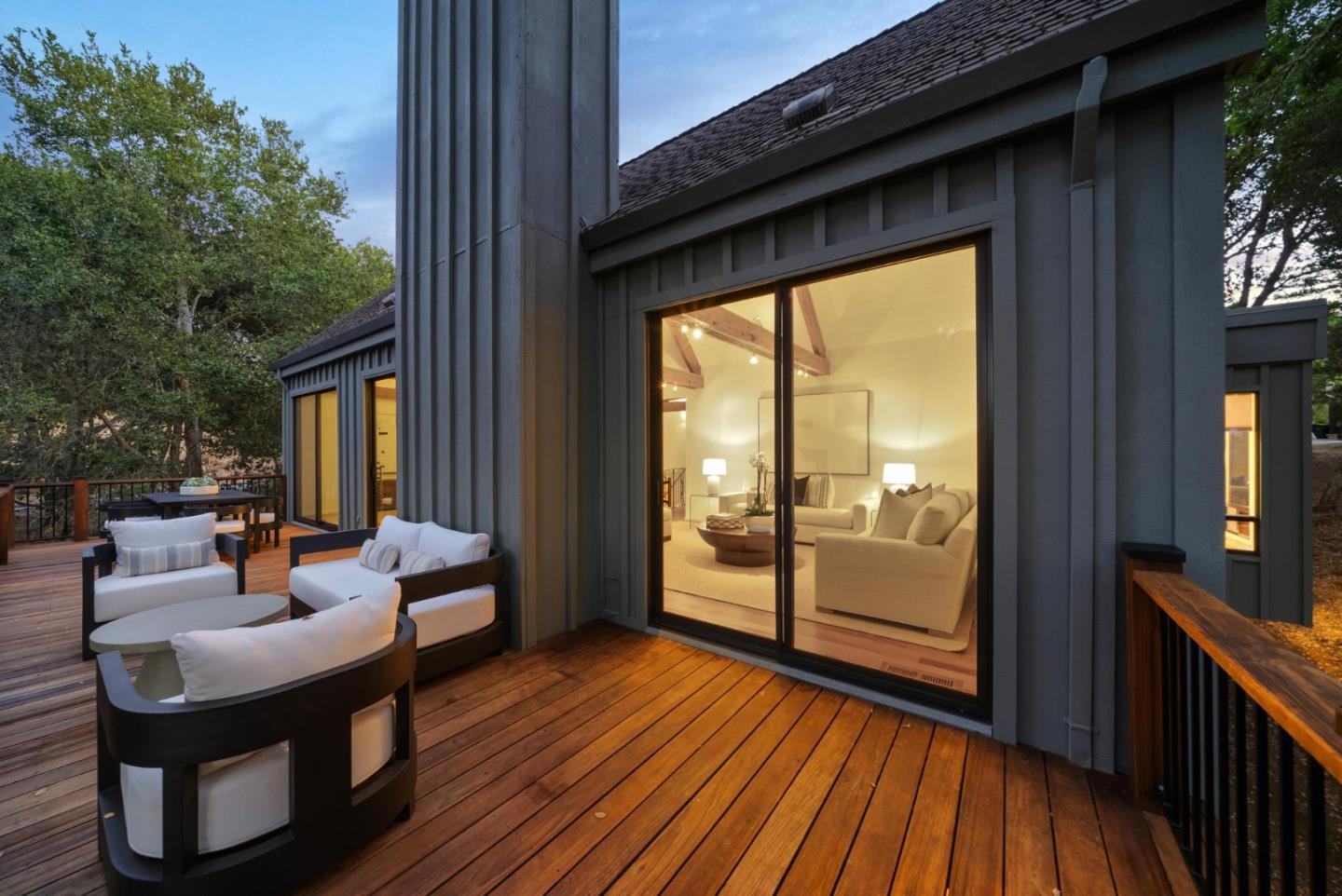 Detail Gallery Image 38 of 43 For 2 Thistle St, Portola Valley,  CA 94028 - 3 Beds | 3/1 Baths