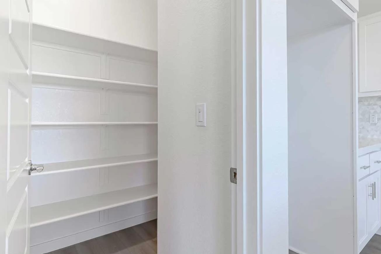 Detail Gallery Image 11 of 26 For 3060 Benitti St, Lathrop,  CA 95330 - 4 Beds | 3 Baths