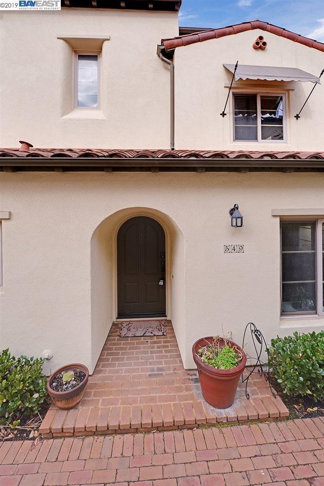 Detail Gallery Image 1 of 20 For 549 Ficus Ter #549,  Fremont,  CA 94539 - 3 Beds | 3 Baths