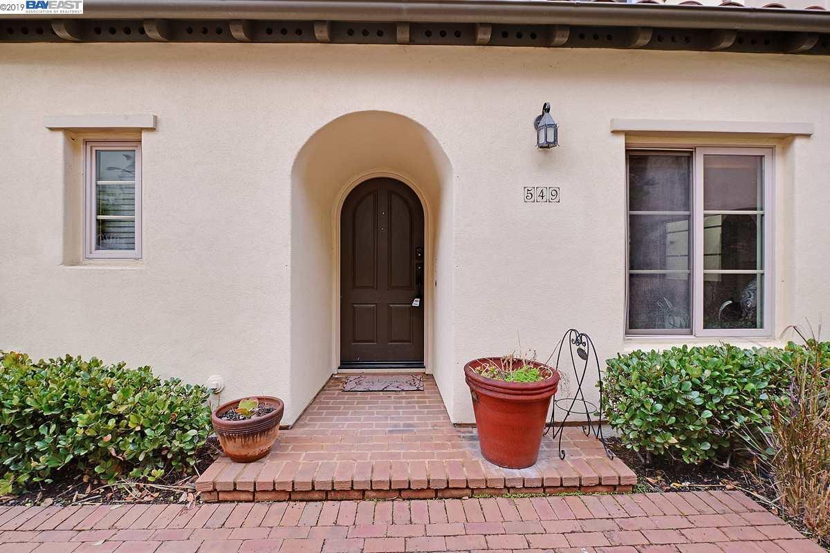 Detail Gallery Image 2 of 20 For 549 Ficus Ter #549,  Fremont,  CA 94539 - 3 Beds | 3 Baths