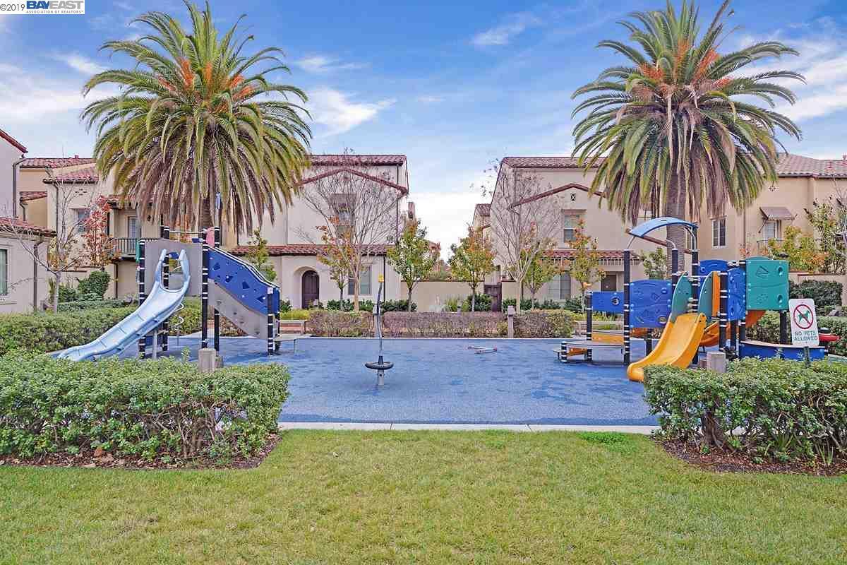 Detail Gallery Image 20 of 20 For 549 Ficus Ter #549,  Fremont,  CA 94539 - 3 Beds | 3 Baths
