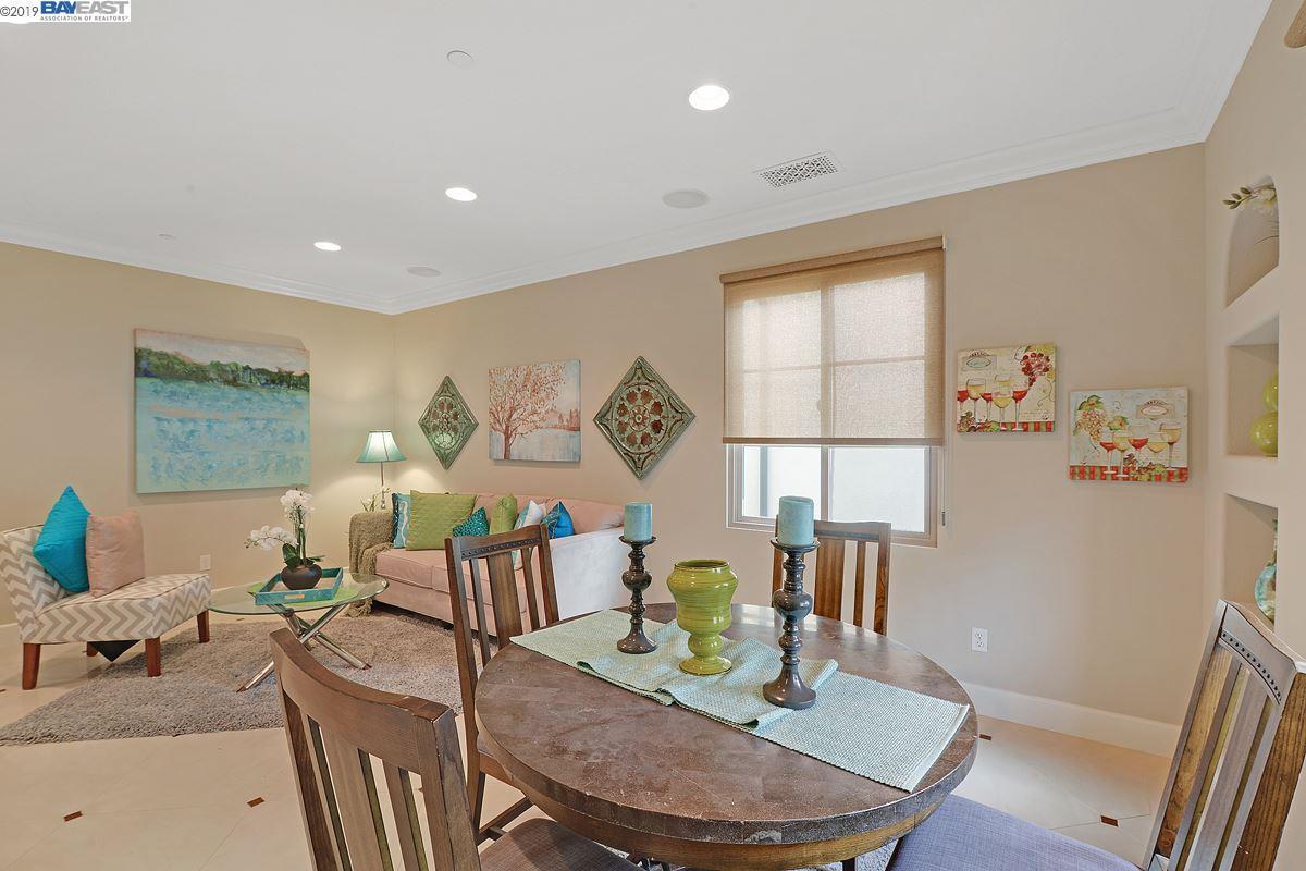 Detail Gallery Image 4 of 20 For 549 Ficus Ter #549,  Fremont,  CA 94539 - 3 Beds | 3 Baths