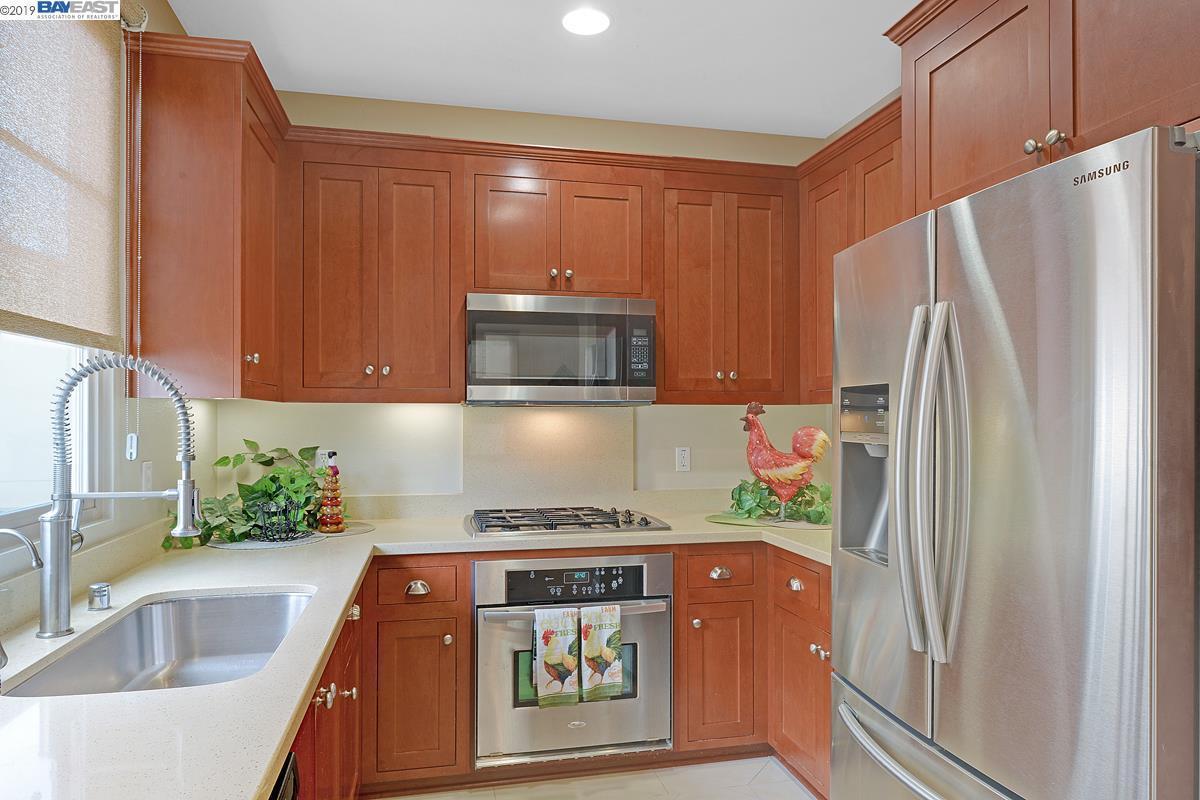 Detail Gallery Image 6 of 20 For 549 Ficus Ter #549,  Fremont,  CA 94539 - 3 Beds | 3 Baths