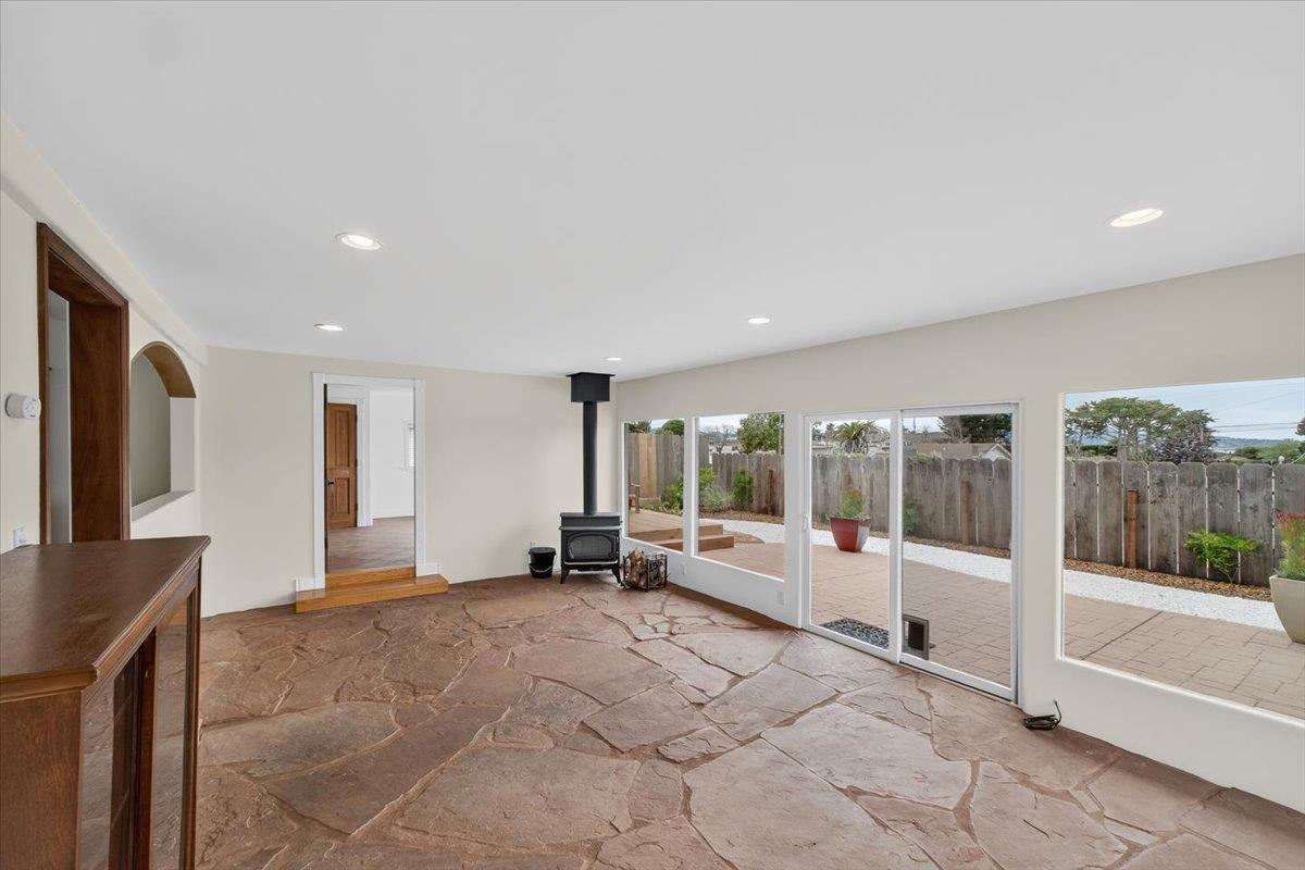 Detail Gallery Image 13 of 32 For 2065 Hacienda St, Seaside,  CA 93955 - 4 Beds | 3 Baths