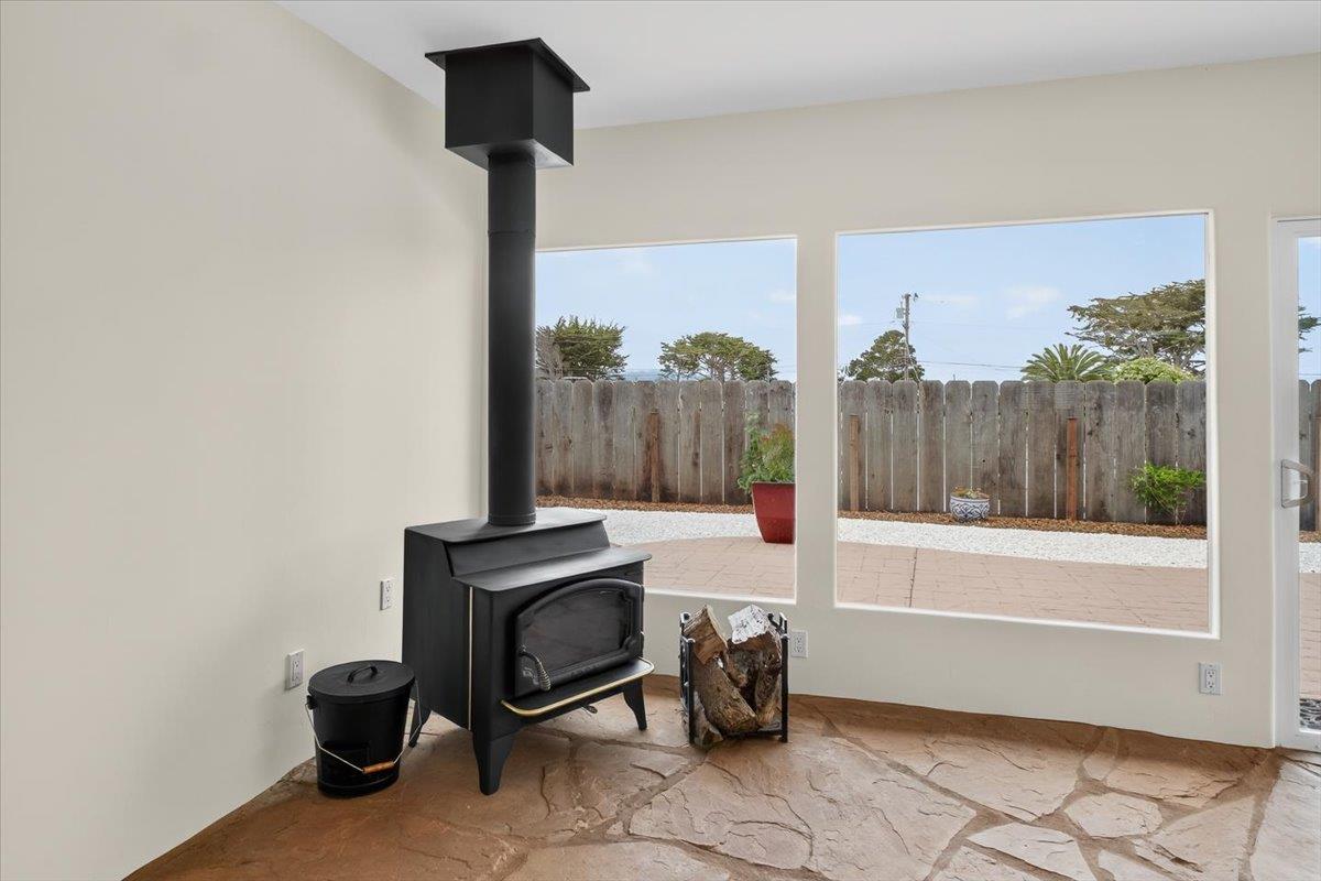 Detail Gallery Image 14 of 32 For 2065 Hacienda St, Seaside,  CA 93955 - 4 Beds | 3 Baths