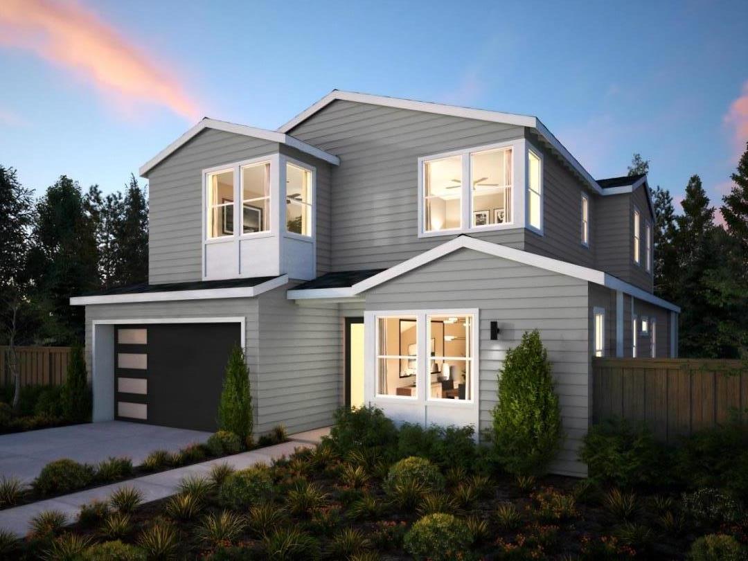 Detail Gallery Image 2 of 5 For 215 Belmont Ave, Redwood City,  CA 94061 - 4 Beds | 3/1 Baths