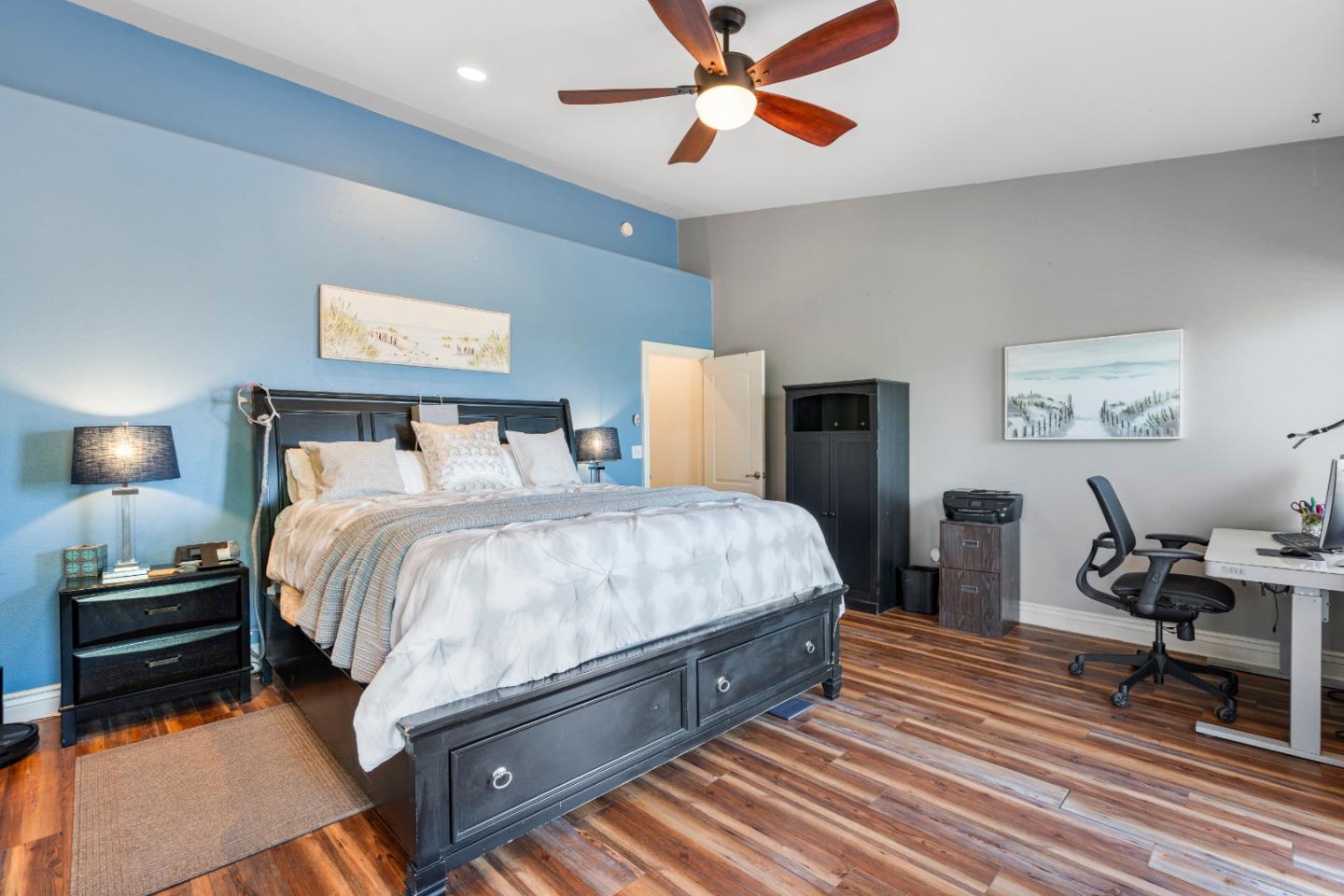 Detail Gallery Image 13 of 48 For 313 Taryn Ct, Hollister,  CA 95023 - 4 Beds | 3 Baths