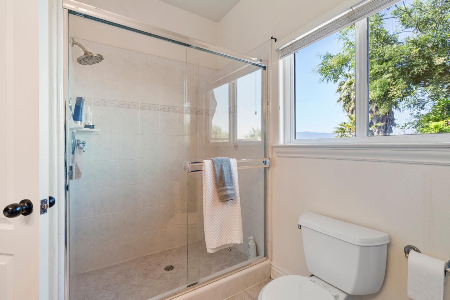 Detail Gallery Image 29 of 48 For 313 Taryn Ct, Hollister,  CA 95023 - 4 Beds | 3 Baths