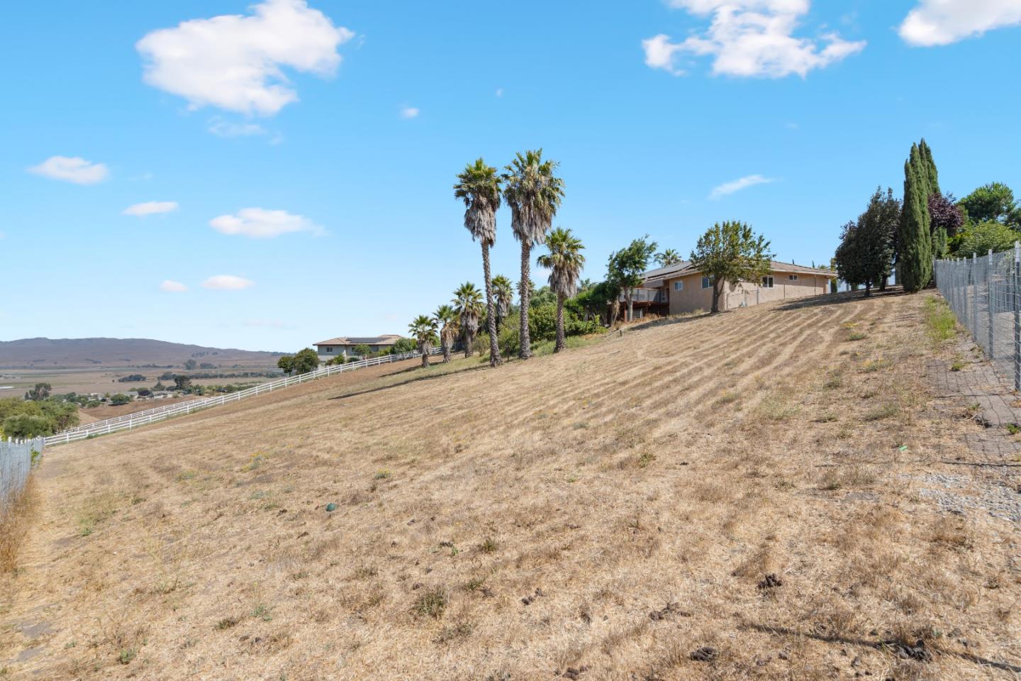 Detail Gallery Image 47 of 48 For 313 Taryn Ct, Hollister,  CA 95023 - 4 Beds | 3 Baths