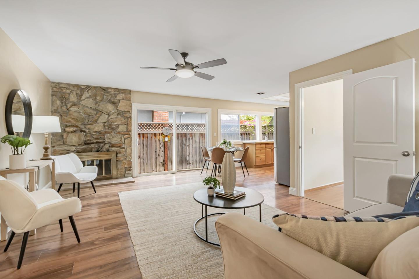 Detail Gallery Image 6 of 32 For 541 Curie Dr, San Jose,  CA 95123 - 4 Beds | 2 Baths