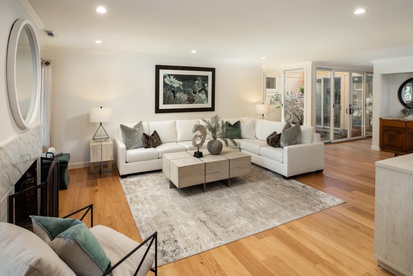 Detail Gallery Image 10 of 36 For 72 Bay Tree Ln, Los Altos,  CA 94022 - 2 Beds | 2 Baths