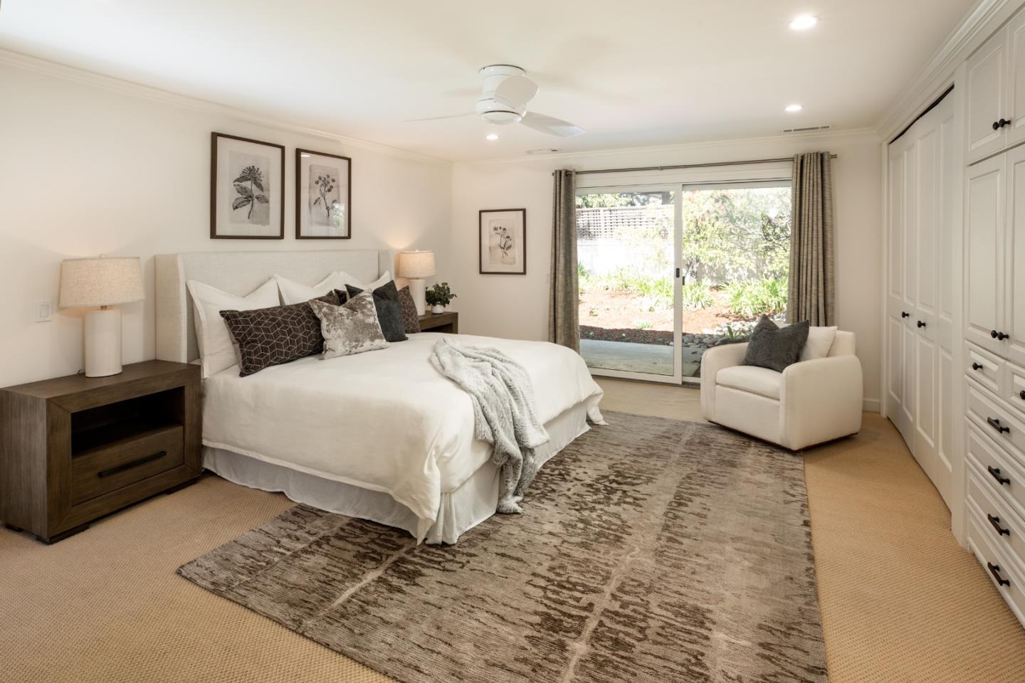 Detail Gallery Image 14 of 36 For 72 Bay Tree Ln, Los Altos,  CA 94022 - 2 Beds | 2 Baths
