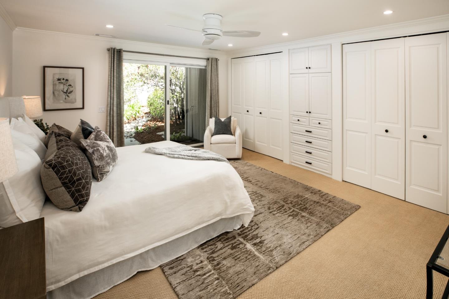 Detail Gallery Image 15 of 36 For 72 Bay Tree Ln, Los Altos,  CA 94022 - 2 Beds | 2 Baths