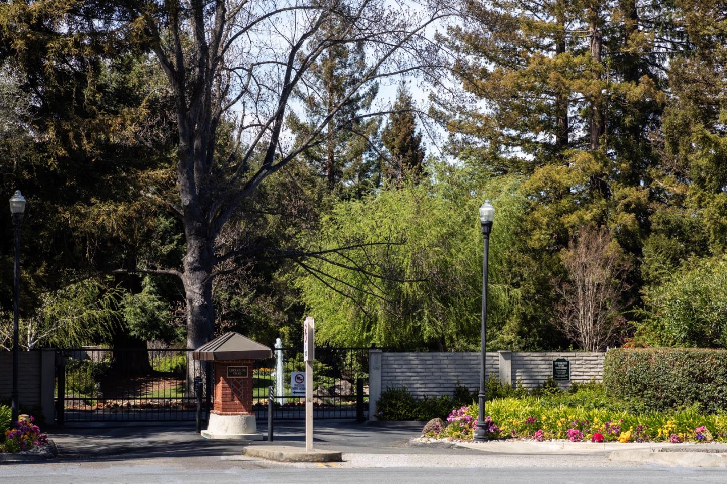 Detail Gallery Image 36 of 36 For 72 Bay Tree Ln, Los Altos,  CA 94022 - 2 Beds | 2 Baths