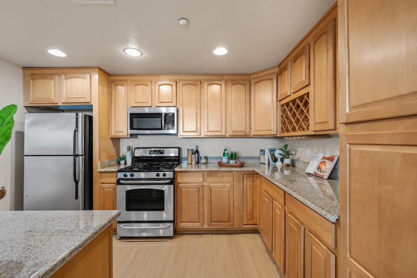 Detail Gallery Image 11 of 23 For 2220 Gellert Blvd #4104,  South San Francisco,  CA 94080 - 2 Beds | 2 Baths