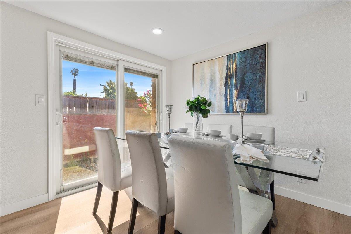 Detail Gallery Image 11 of 30 For 207 Wilshire Ave, Vallejo,  CA 94591 - 4 Beds | 3 Baths