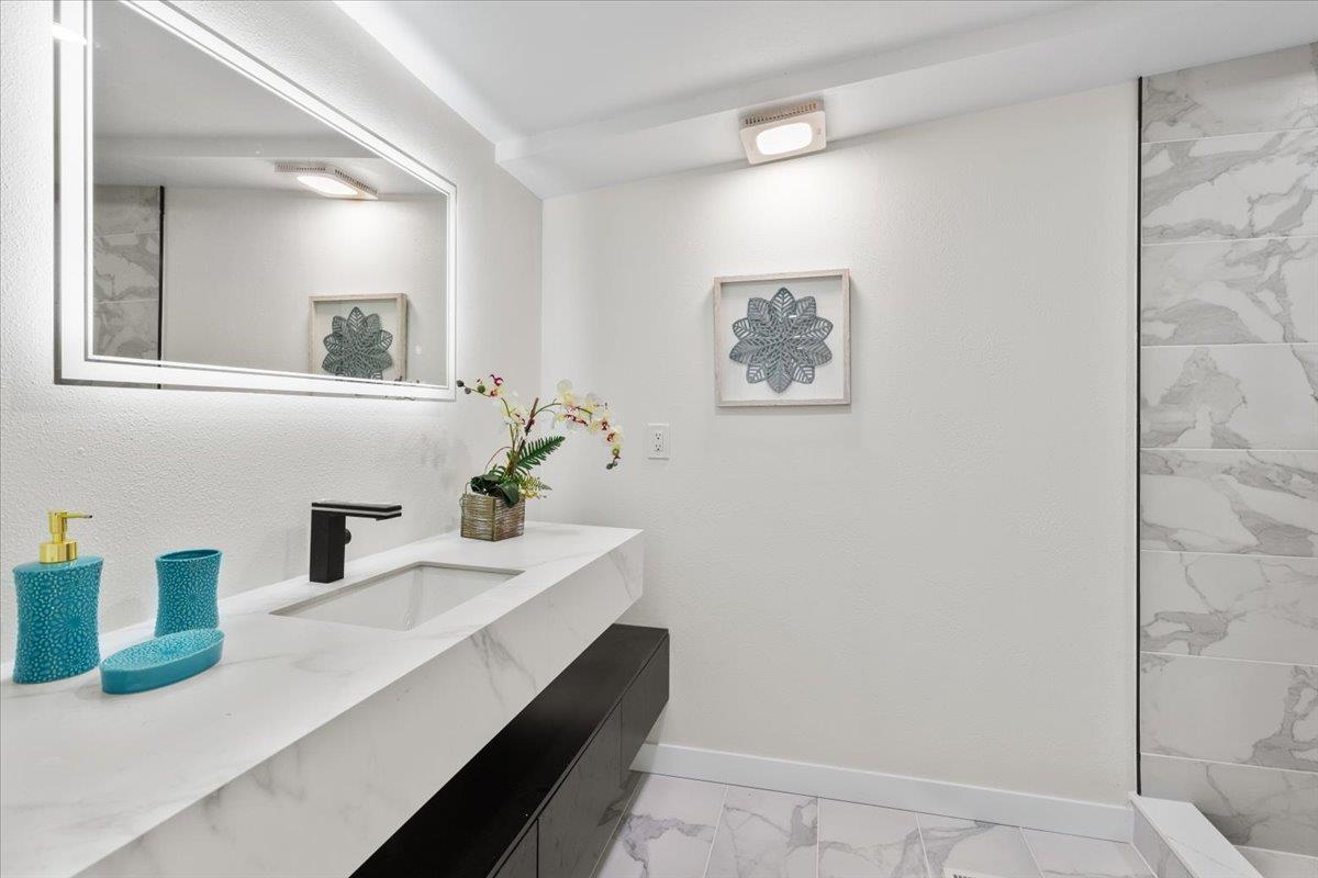 Detail Gallery Image 16 of 30 For 207 Wilshire Ave, Vallejo,  CA 94591 - 4 Beds | 3 Baths