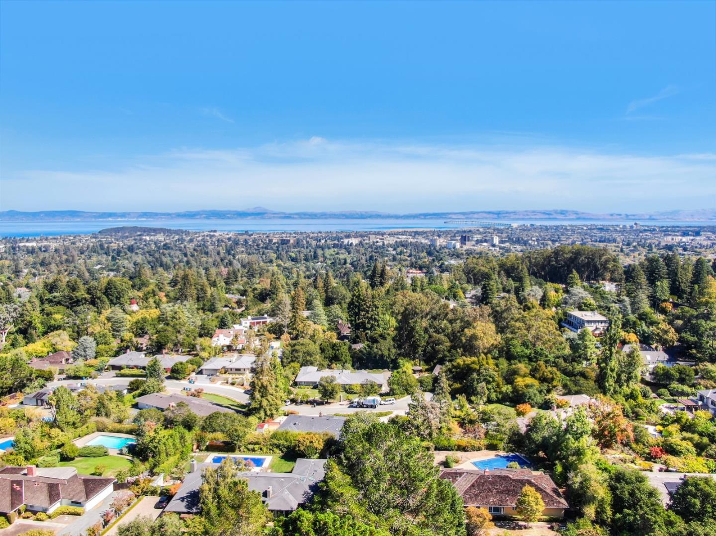 Detail Gallery Image 29 of 31 For 940 Black Mountain Rd, Hillsborough,  CA 94010 - 3 Beds | 2 Baths