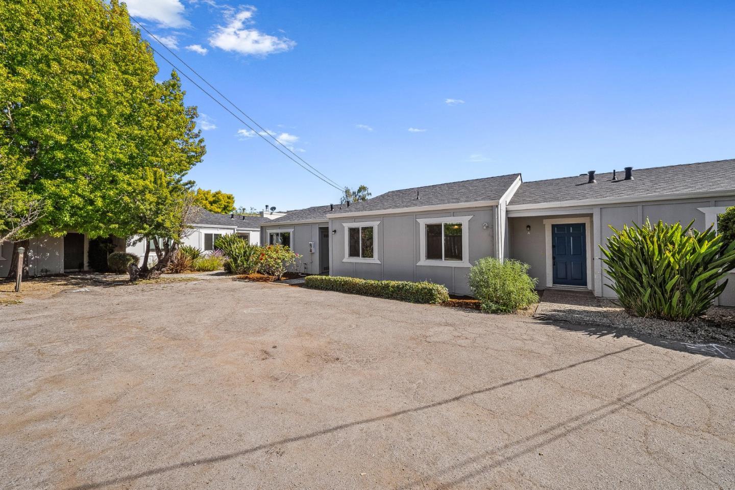 Detail Gallery Image 1 of 49 For 3268 Mission Dr, Santa Cruz,  CA 95065 - 8 Beds | 4 Baths