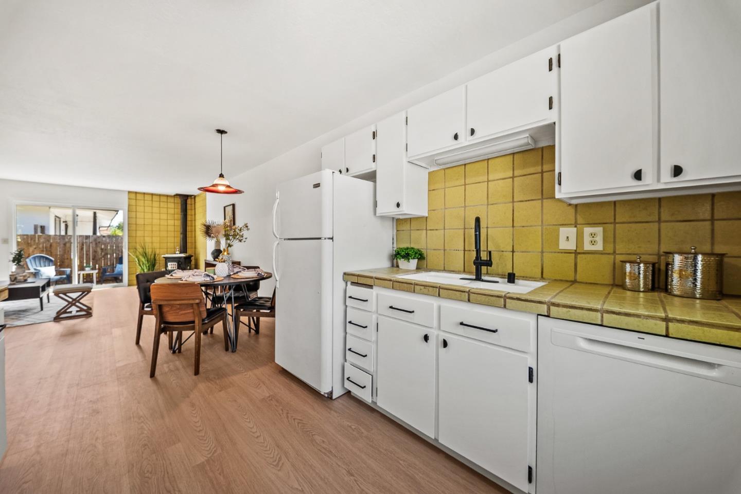 Detail Gallery Image 18 of 49 For 3268 Mission Dr, Santa Cruz,  CA 95065 - 8 Beds | 4 Baths