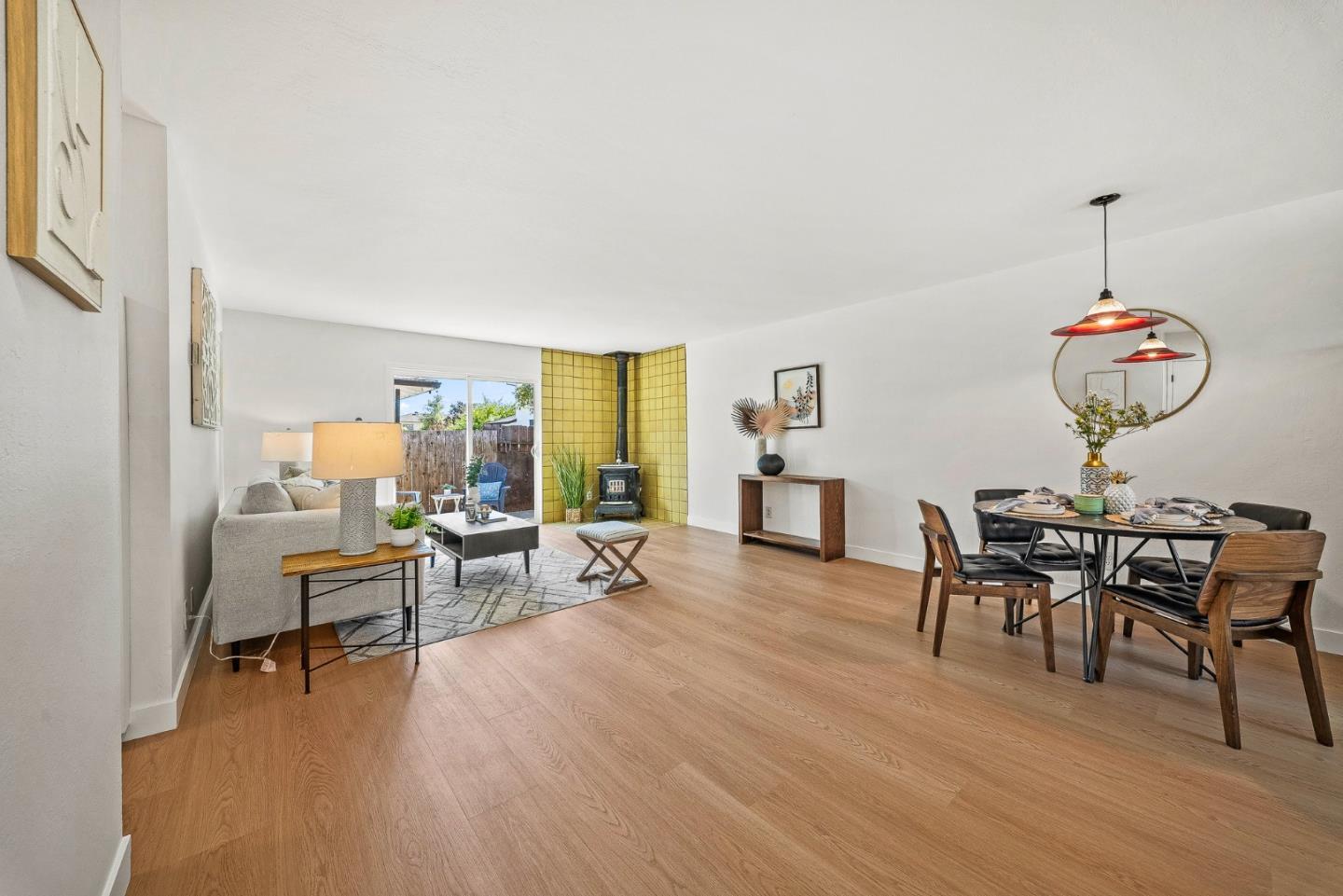 Detail Gallery Image 7 of 49 For 3268 Mission Dr, Santa Cruz,  CA 95065 - 8 Beds | 4 Baths