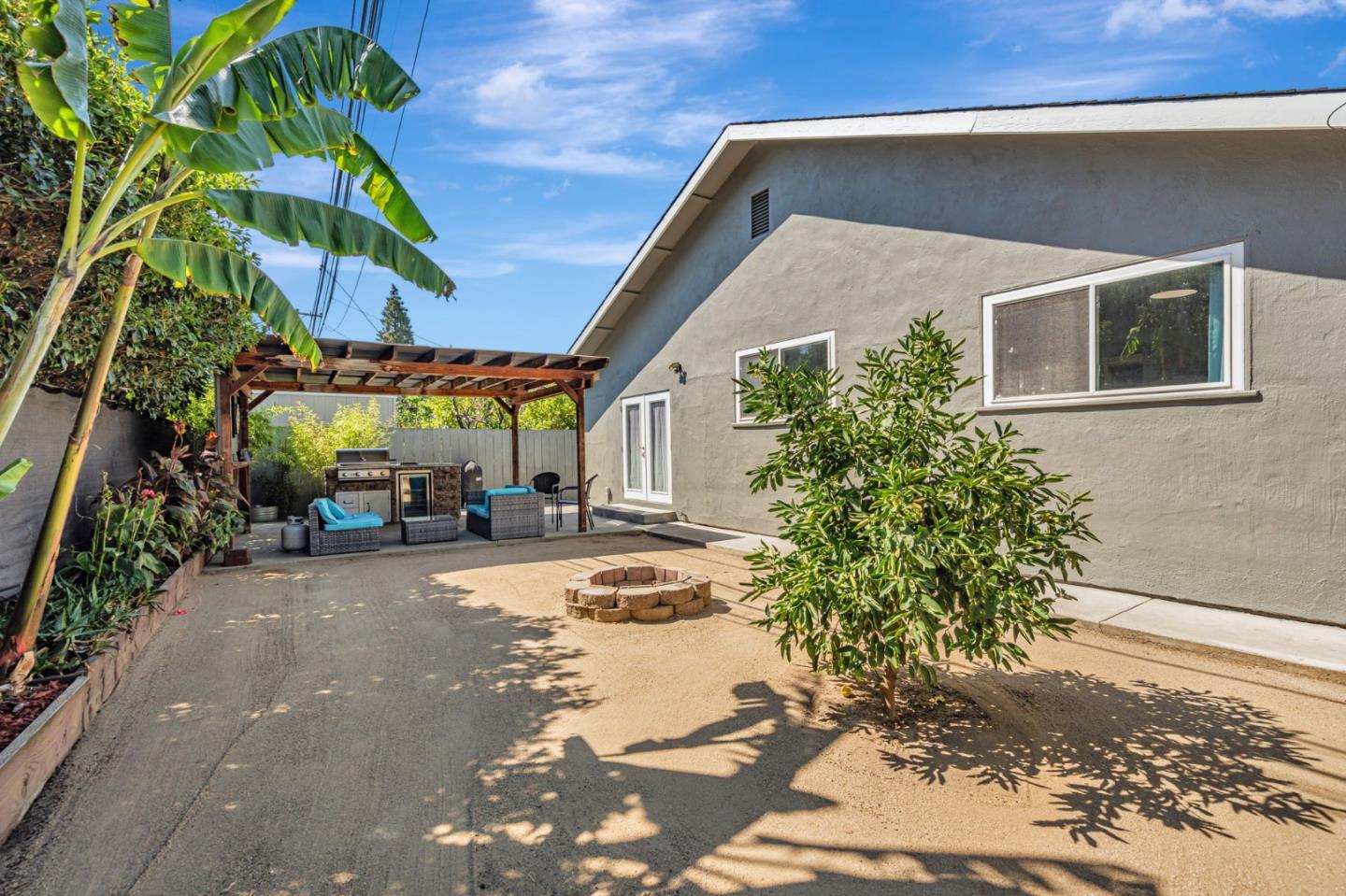 Detail Gallery Image 33 of 39 For 176 Garner Dr, Sunnyvale,  CA 94089 - 4 Beds | 3 Baths