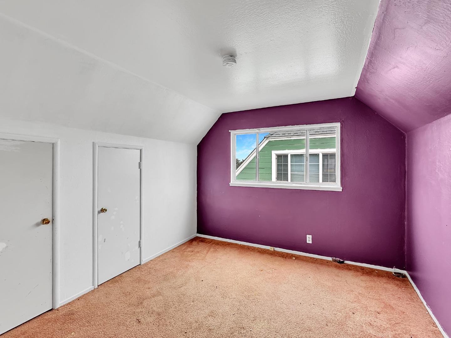 Detail Gallery Image 11 of 15 For 324 Glencourt Way, Pacifica,  CA 94044 - 4 Beds | 2 Baths