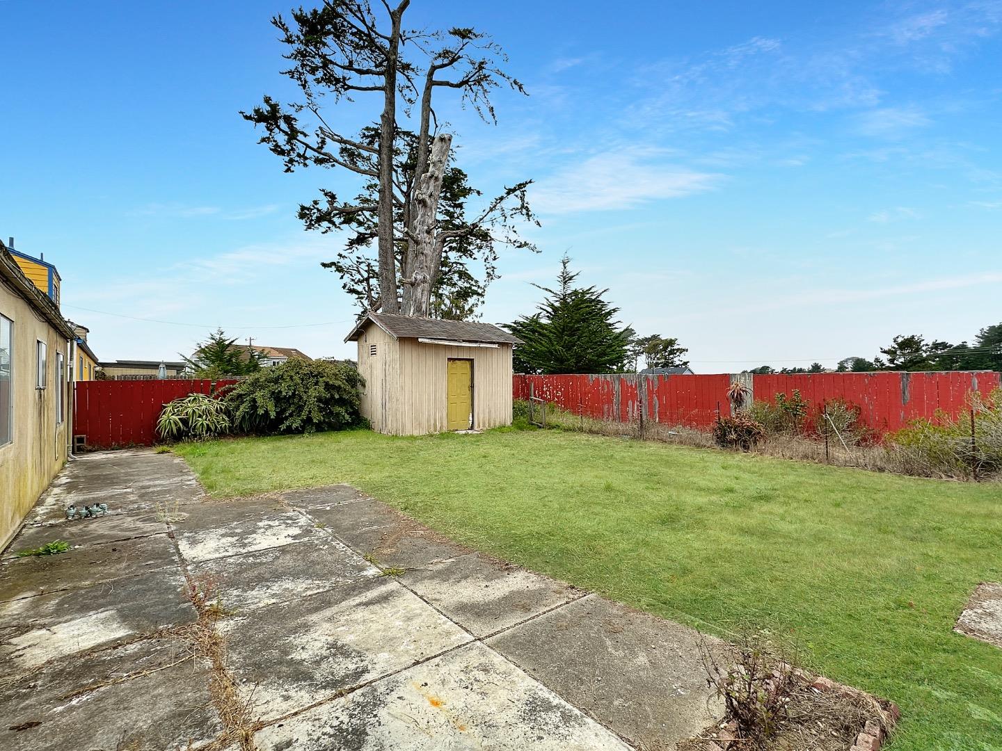 Detail Gallery Image 15 of 15 For 324 Glencourt Way, Pacifica,  CA 94044 - 4 Beds | 2 Baths