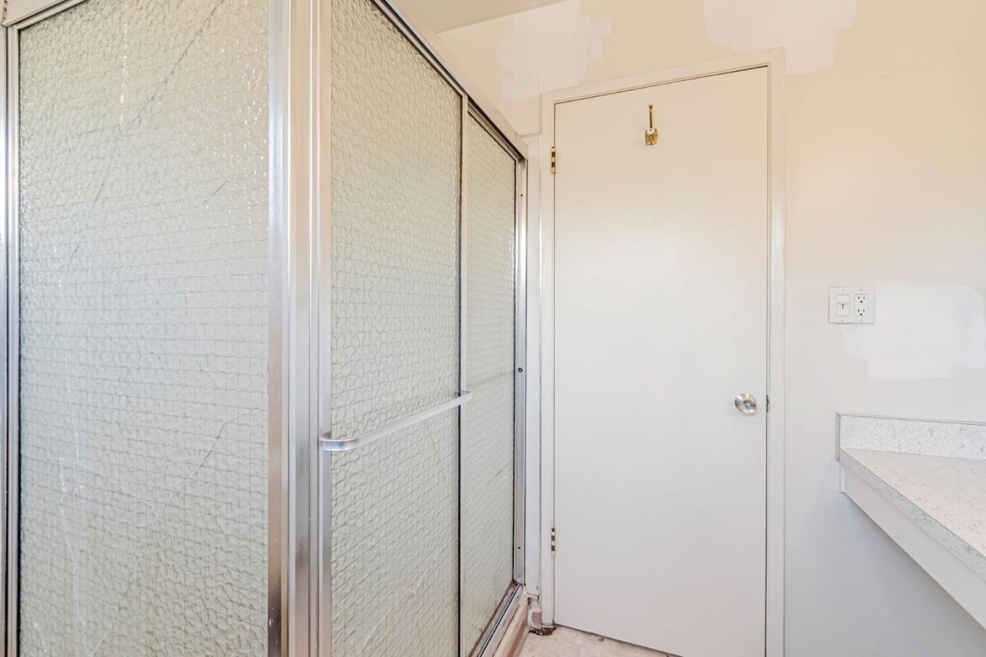 Detail Gallery Image 36 of 44 For 945 San Ramon Ct, Mountain View,  CA 94043 - 4 Beds | 2 Baths