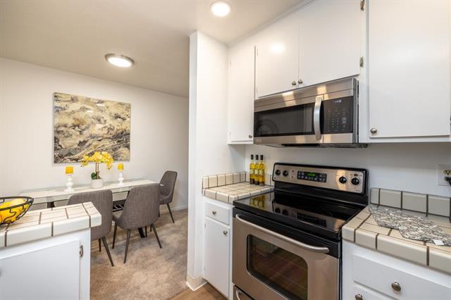 Detail Gallery Image 7 of 20 For 1730 Halford Dr #355,  Santa Clara,  CA 95051 - 1 Beds | 1 Baths